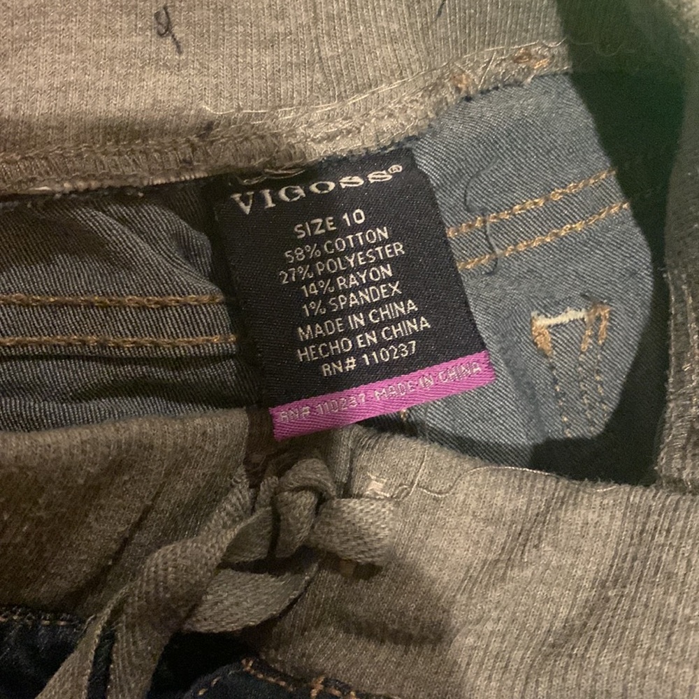 Vigoss Girls Pull-On Knit Waist Denim Jeans Dark Wash Size 10 NWOT - Picture 3 of 4